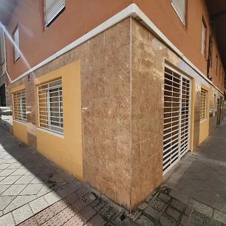 Piso De Diseno Daire Elche