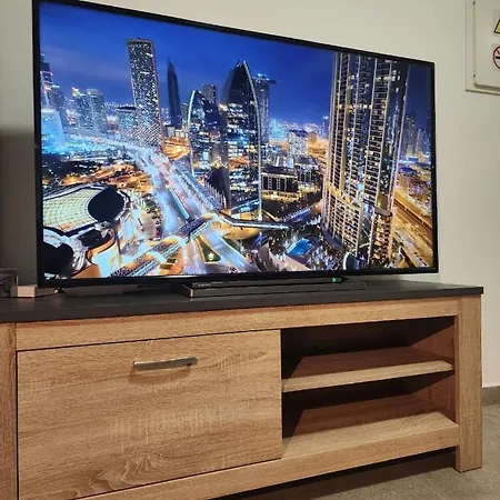 Piso De Diseno Daire Elche